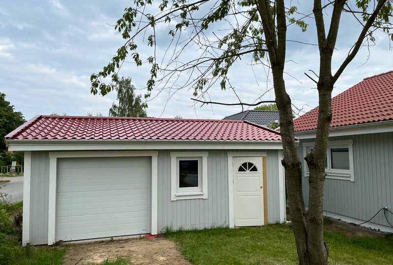 Einzelgarage mit Werstatt